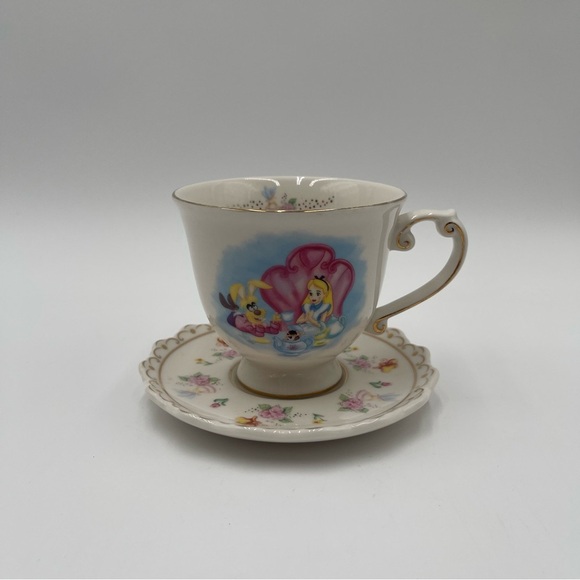 Disney Parks Exclusive Alice in Wonderland Coffee Cup Tea Mug & Saucer - Picture 1 of 12